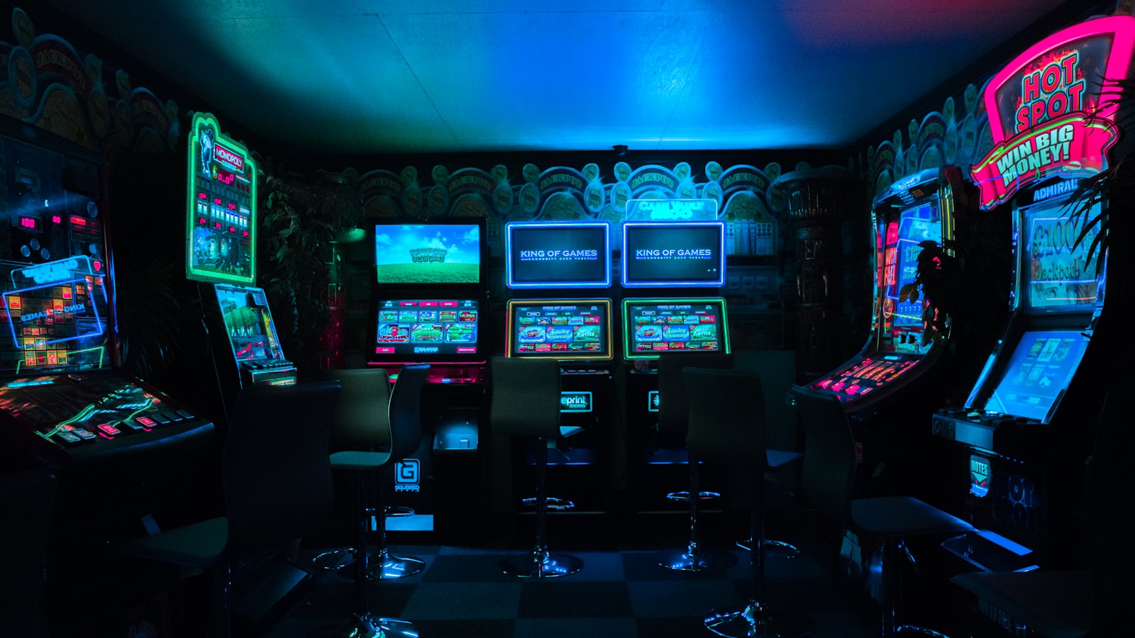 An Arcade to Get Lost In
